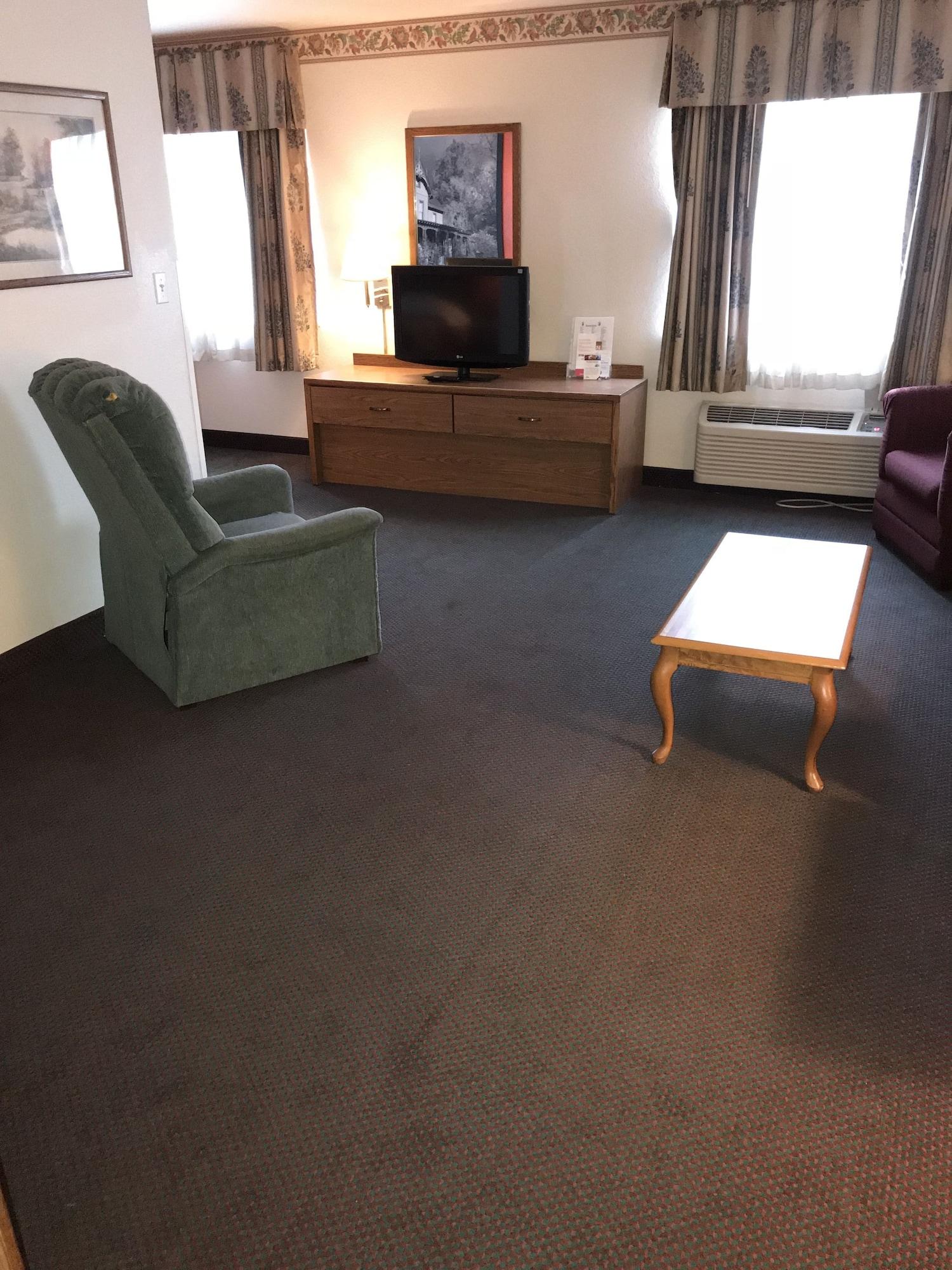Super 8 By Wyndham Cleveland